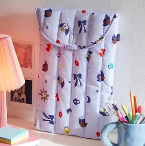 NWT BAGGU Puffy 16” Recycled Laptop Sleeve Ditsy Charm